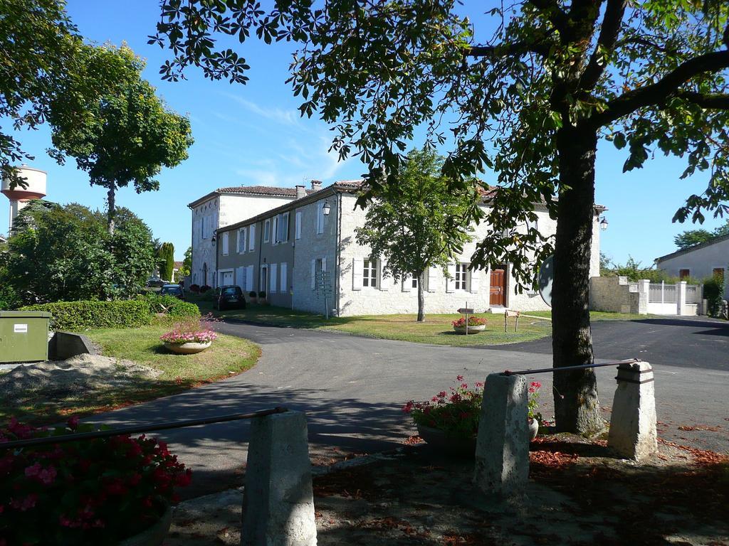 Chambres D'Hotes Saint Roch Tournecoupe Værelse billede